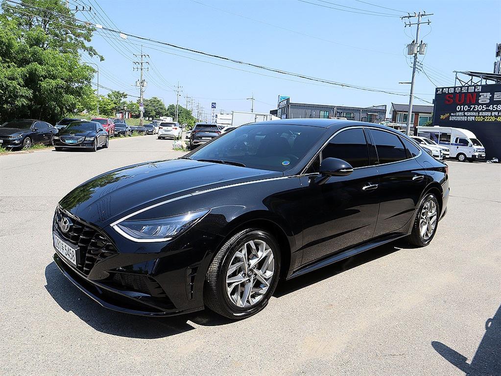 HYUNDAI Sonata - Vista 3