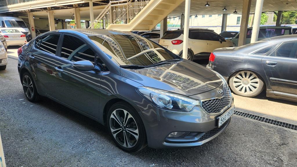 KIA K3 - Vista 2