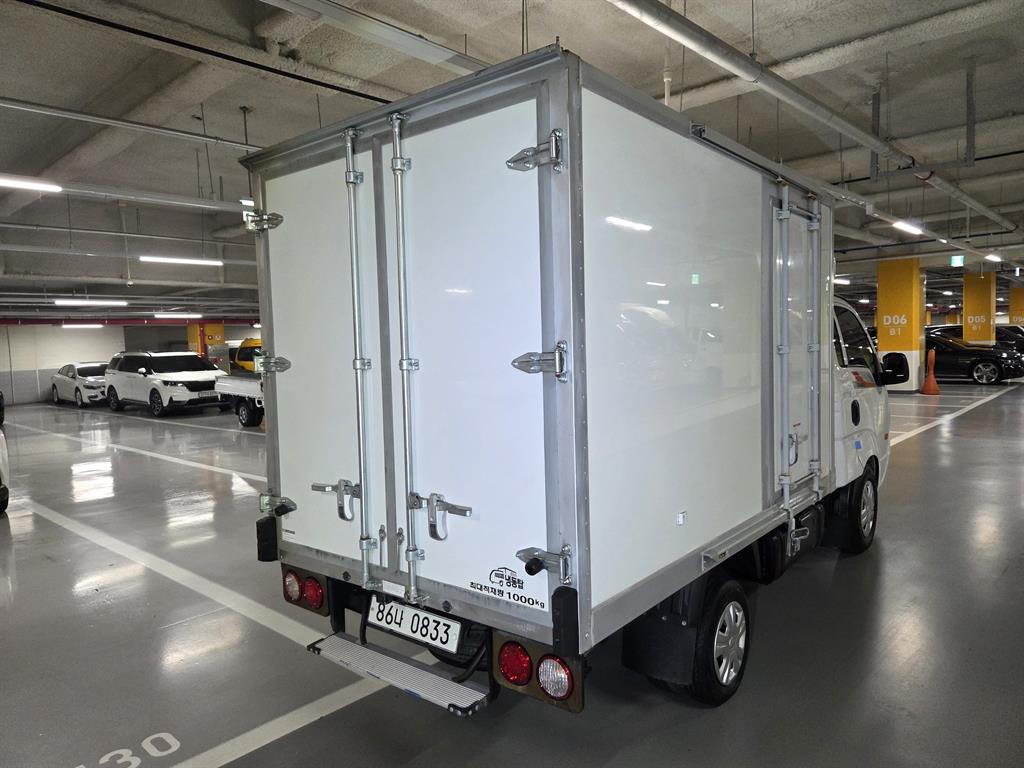 Small Truck Freezer Box(High Deck) - Vista 6