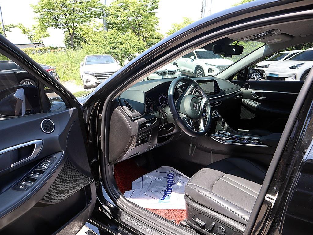 HYUNDAI Sonata - Vista 11