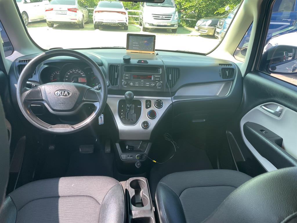 KIA Ray - Vista 7