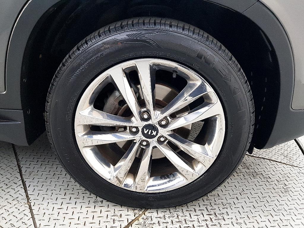 KIA Sorento 2014 Gris - Importación desde Corea - HF Imports Iquique - Foto 20