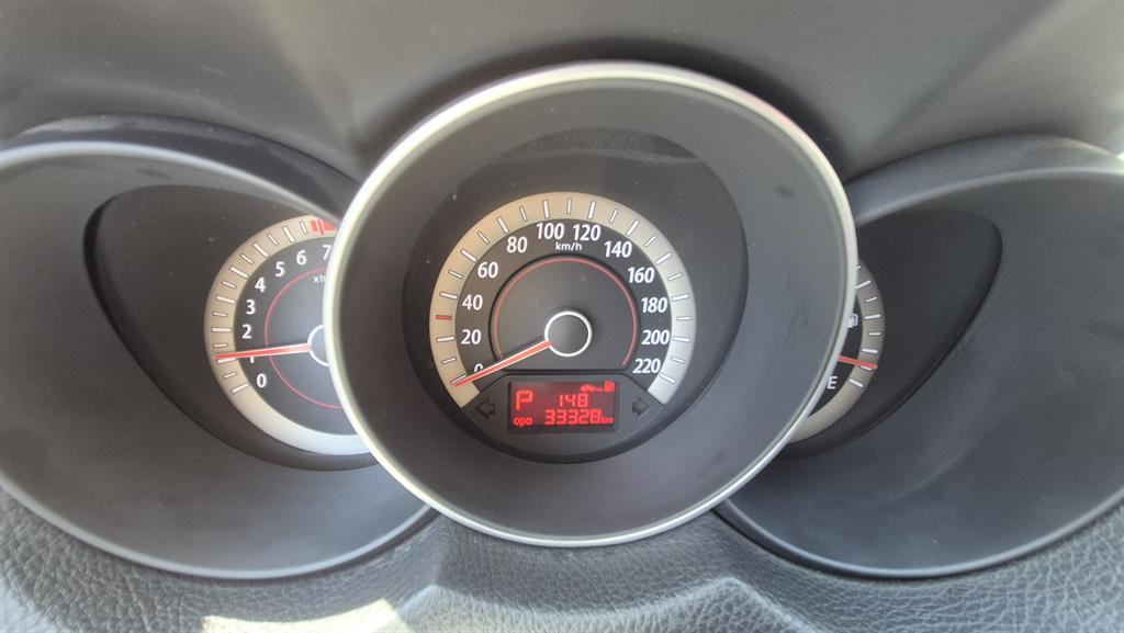 KIA Forte - Vista 8