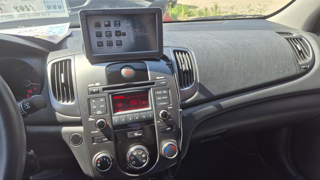 KIA Forte - Vista 9