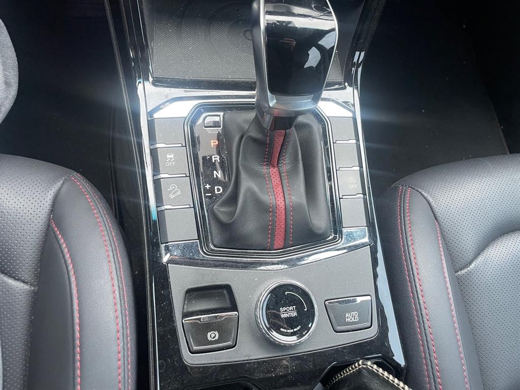 Ssangyong Korando - Vista 12
