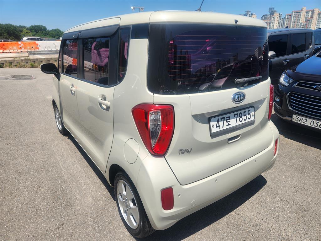 KIA Ray - Vista 6