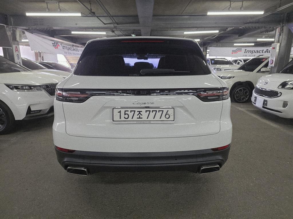 Porsche Cayenne - Vista 4