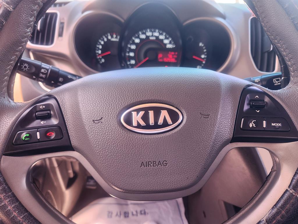 KIA Ray - Vista 8