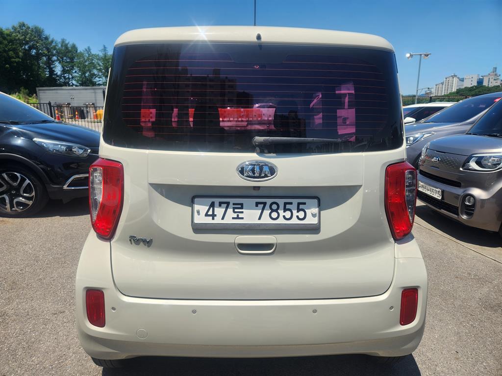 KIA Ray - Vista 4