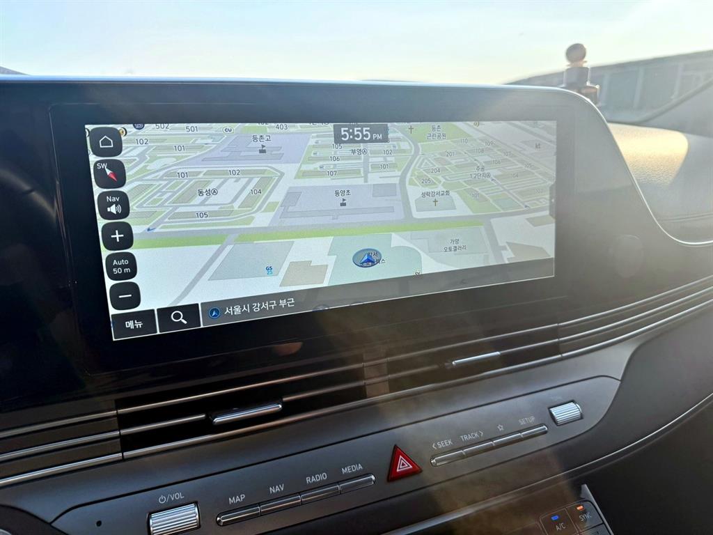 HYUNDAI Grandeur - Vista 11