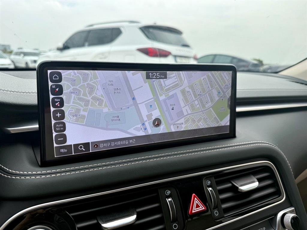 Genesis G70 - Vista 11
