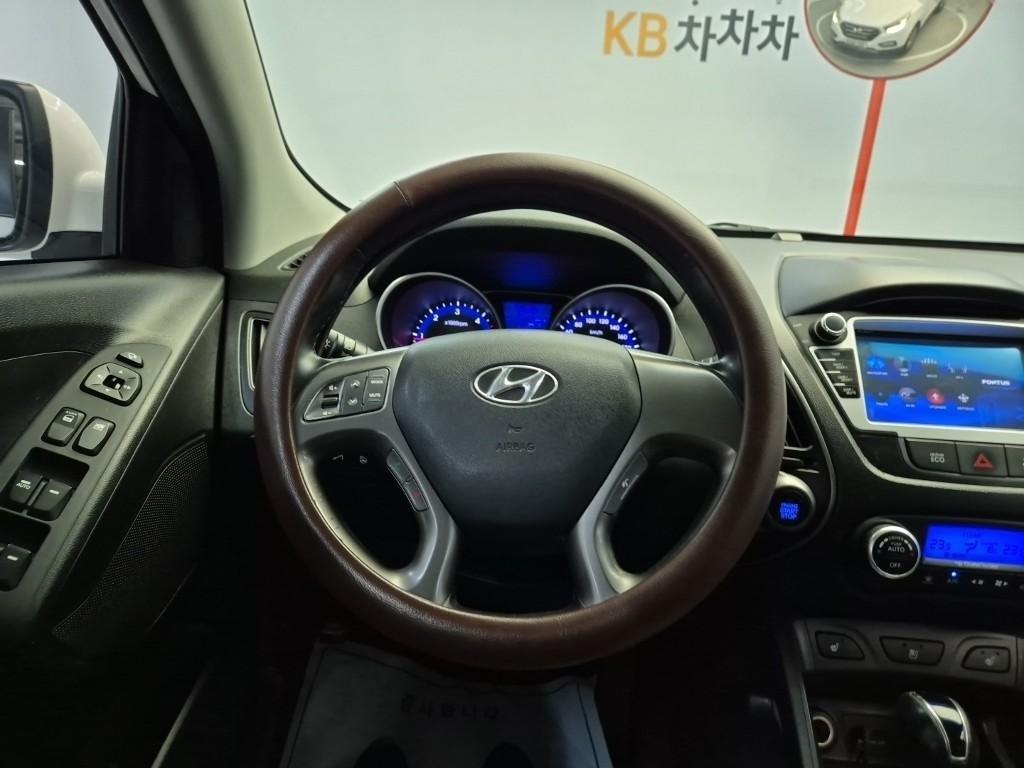 HYUNDAI Tucson - Vista 9