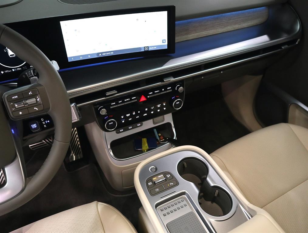 HYUNDAI IONIQ 9 - Vista 10