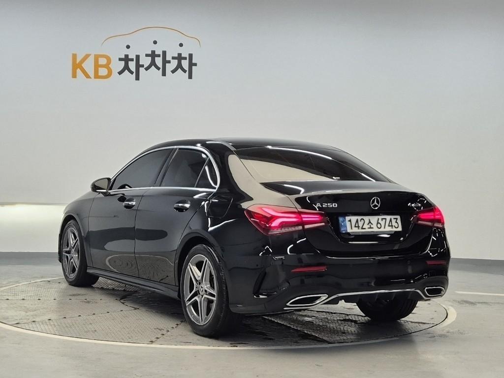 Mercedes Benz A Class - Vista 2