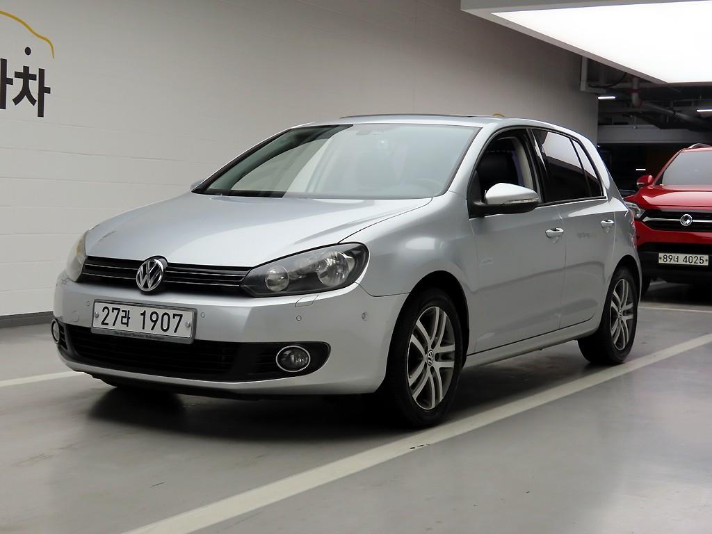 Volkswagen Golf - Vista 2