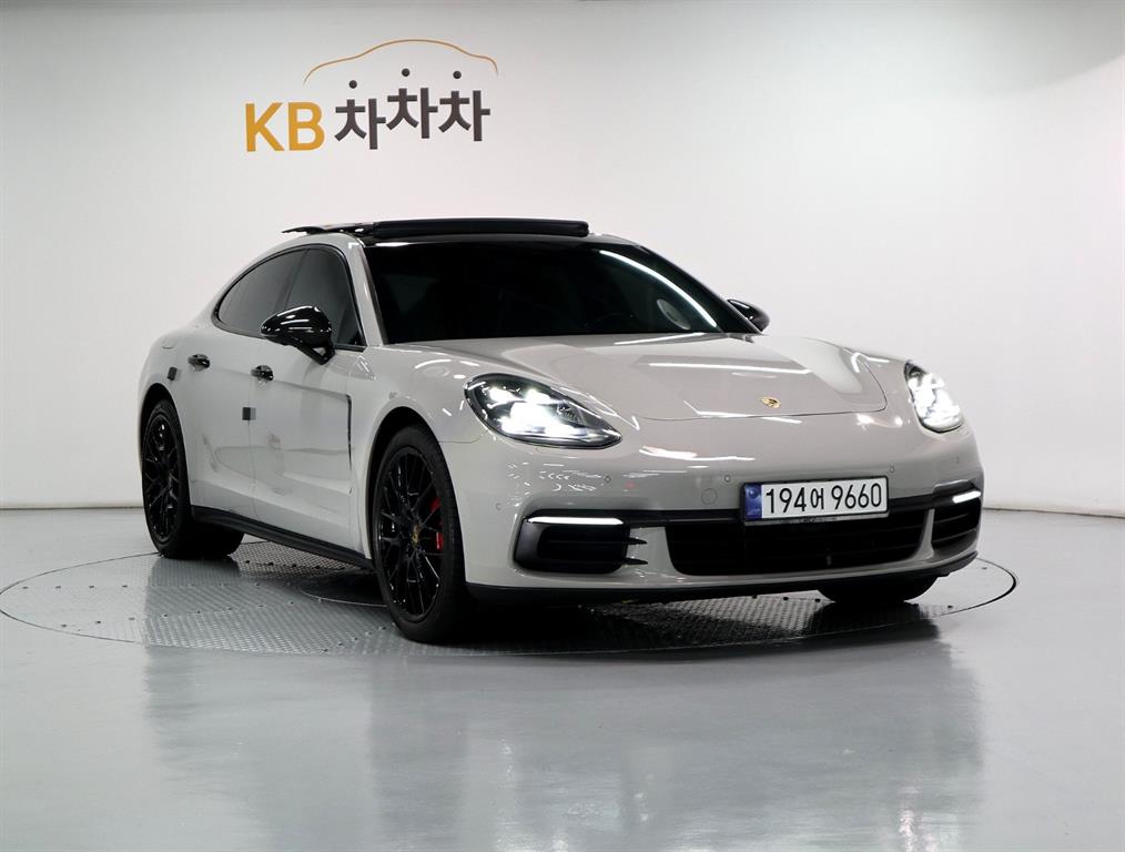 Porsche Panamera - Vista 2