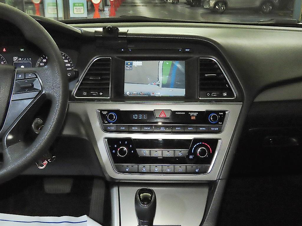 HYUNDAI Sonata - Vista 11
