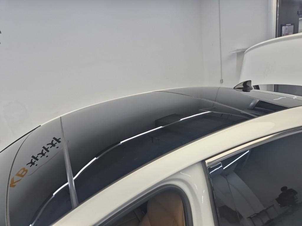 Genesis G80 2025 Blanco - Importación desde Corea - HF Imports Iquique - Foto 13