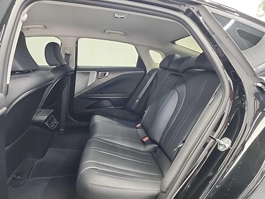 KIA K8 - Vista 12