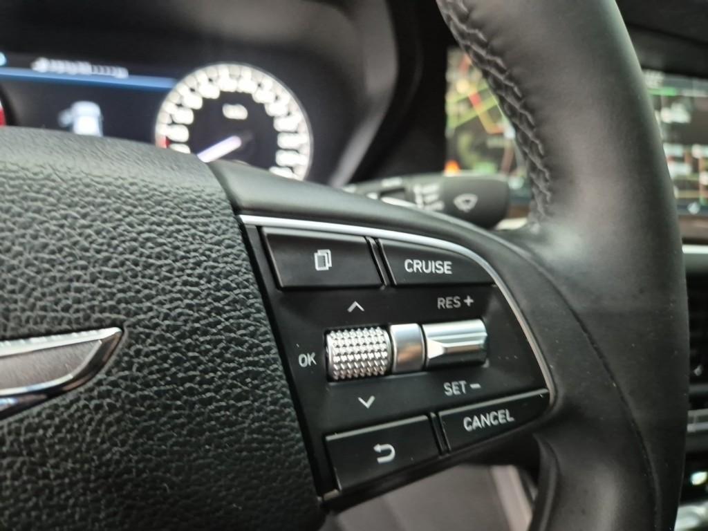 Genesis EQ900 - Vista 7