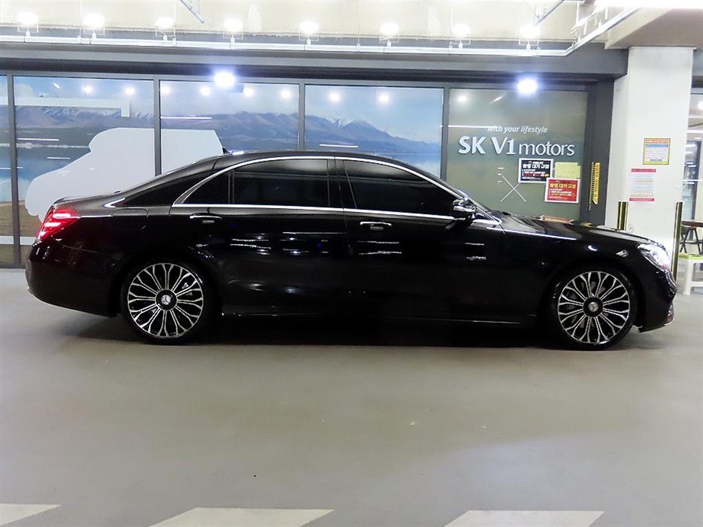 Mercedes Benz S Class - Vista 3