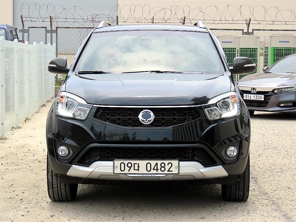 Ssangyong Korando 2017 Negro - Importación desde Corea - HF Imports Iquique - Foto 1