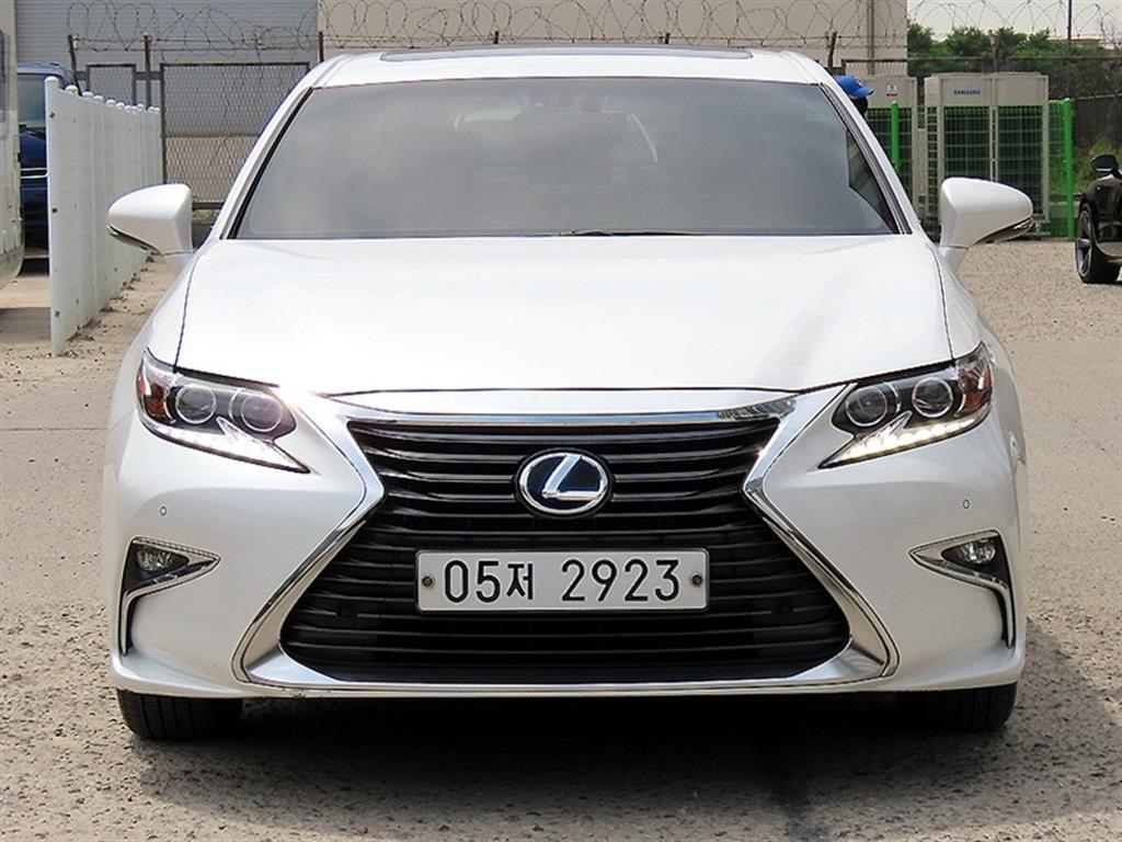 Lexus ES 2018 - Importación desde Corea - HF Imports Iquique - Foto 1