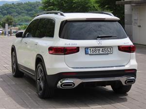 Mercedes Benz GLB Class - Vista 8