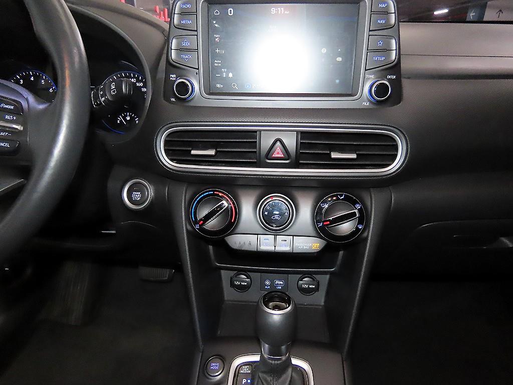 HYUNDAI Kona - Vista 11