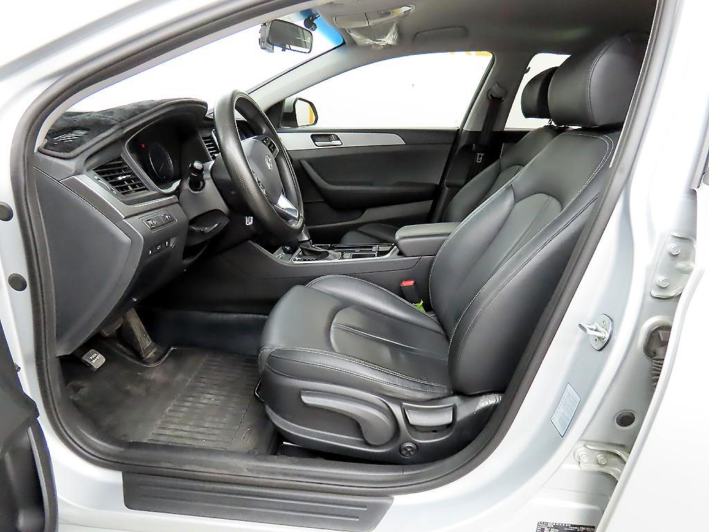 HYUNDAI Sonata - Vista 5