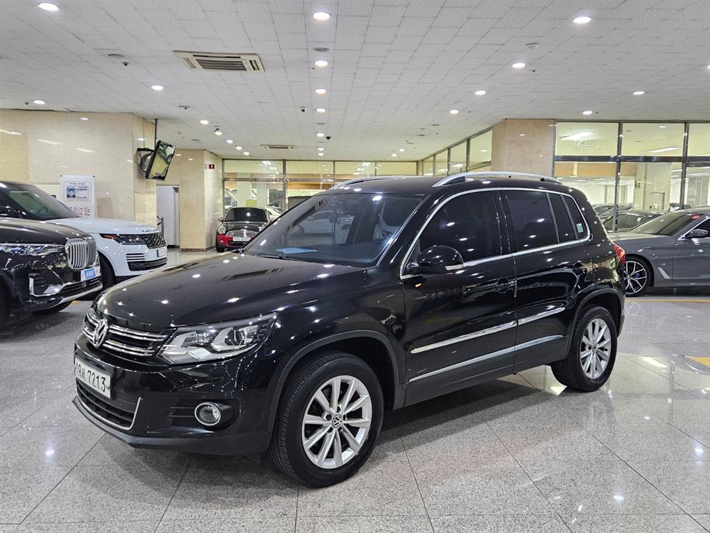 Volkswagen Tiguan 2015 Negro - Importación desde Corea - HF Imports Iquique - Foto 1