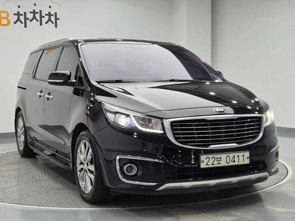 KIA Carnival - Vista 4