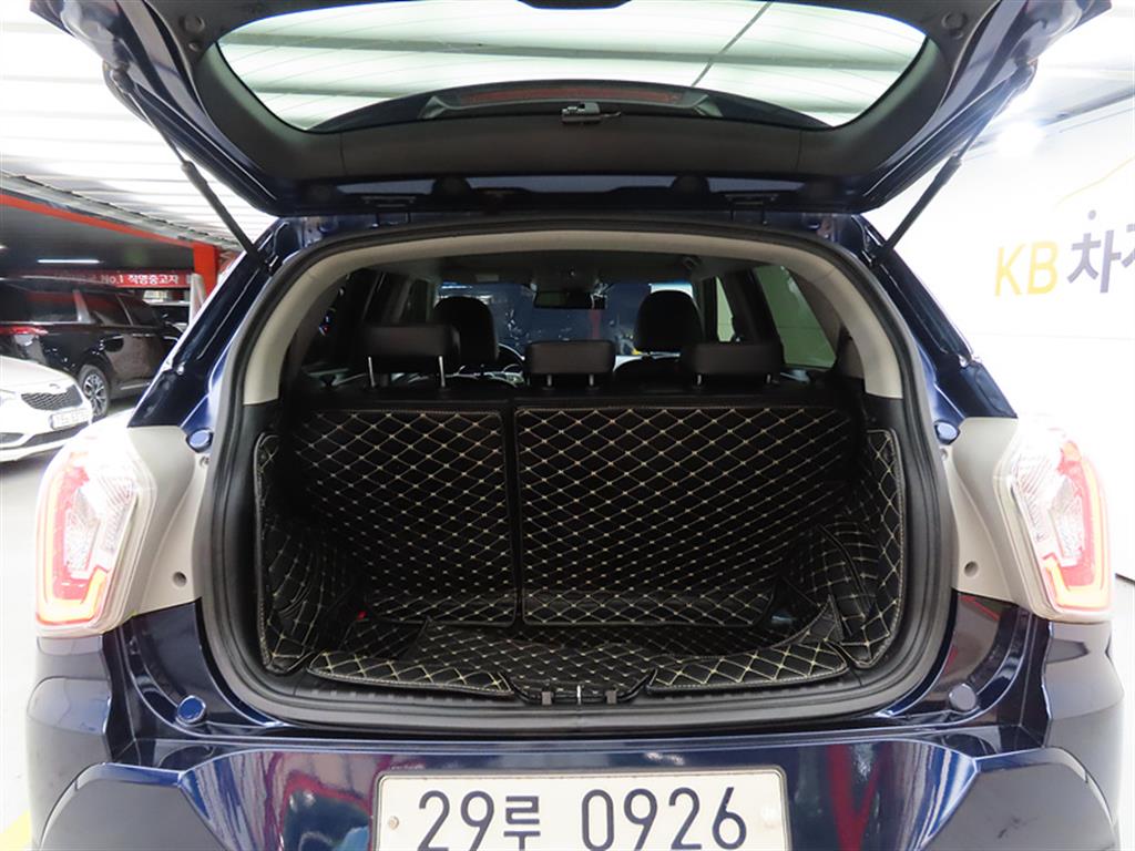 Ssangyong Tivoli 2016 Azul - Importación desde Corea - HF Imports Iquique - Foto 18