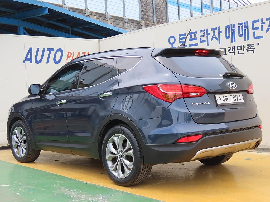 HYUNDAI Santa Fe - Vista 3
