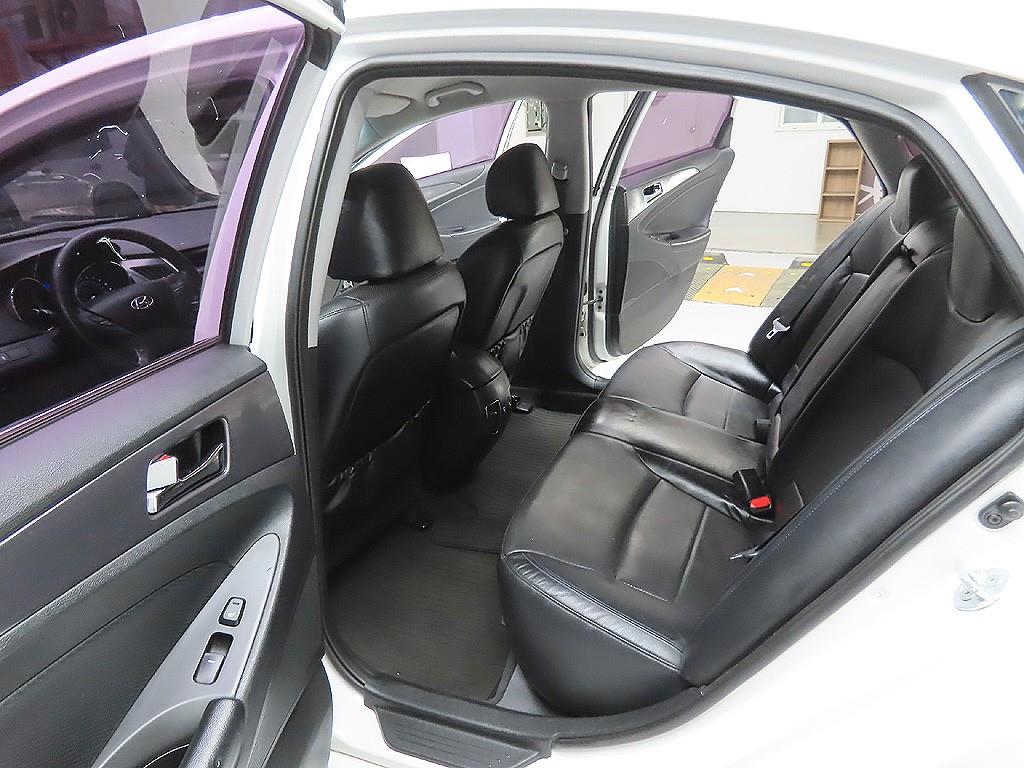 HYUNDAI Sonata 2014 Blanco - Importación desde Corea - HF Imports Iquique - Foto 8