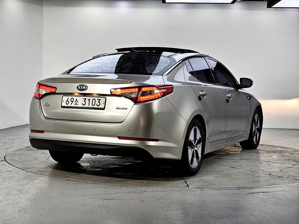 KIA K5 - Vista 4