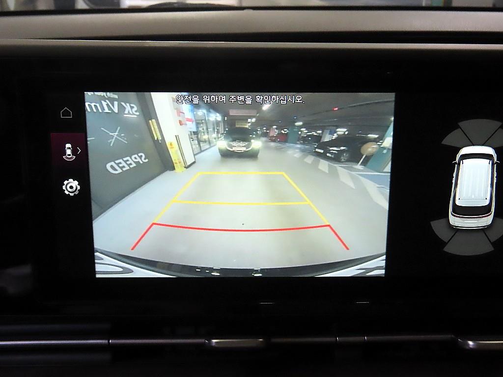 KIA Carnival - Vista 12