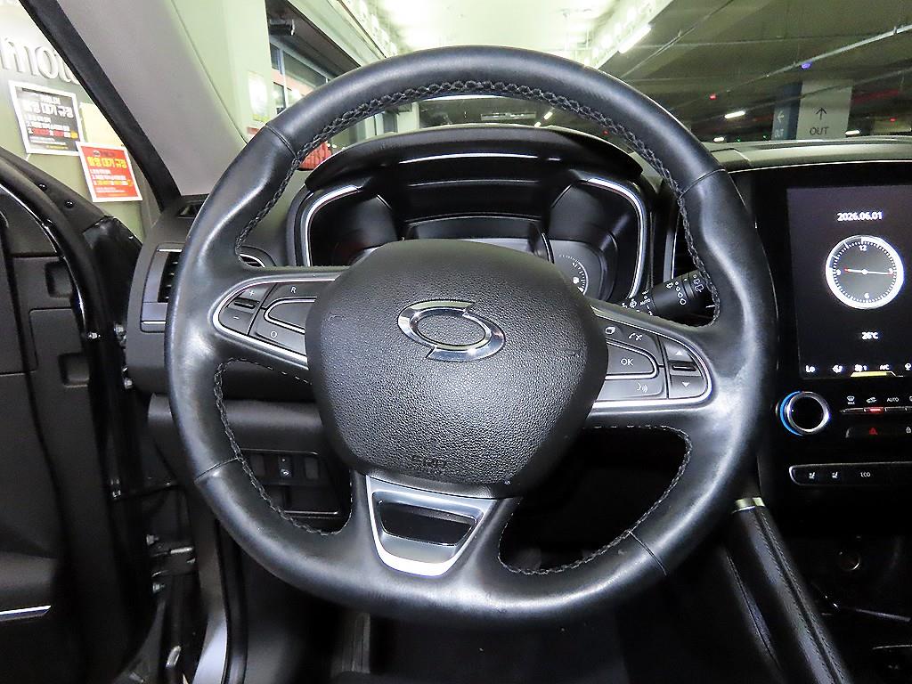 SAMSUNG QM6 - Vista 8