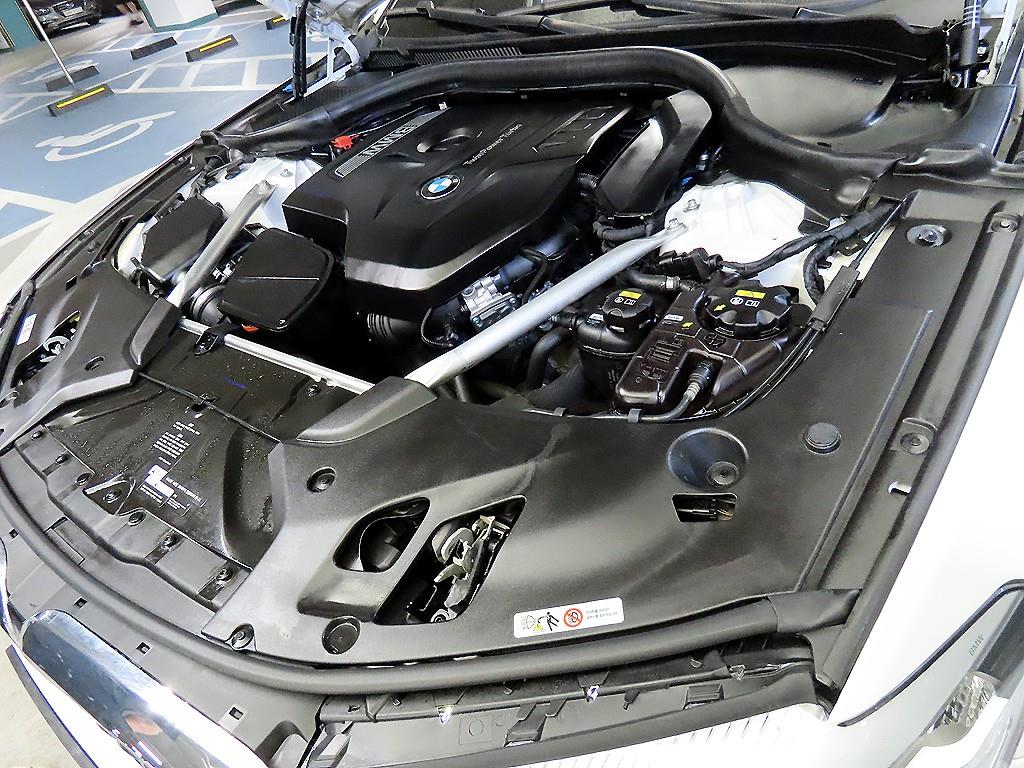 BMW 5 Series 2018 - Importación desde Corea - HF Imports Iquique - Foto 19