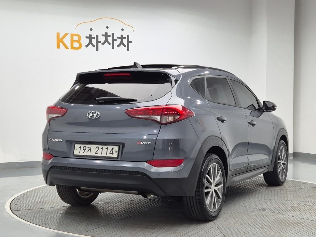 HYUNDAI Tucson - Vista 3