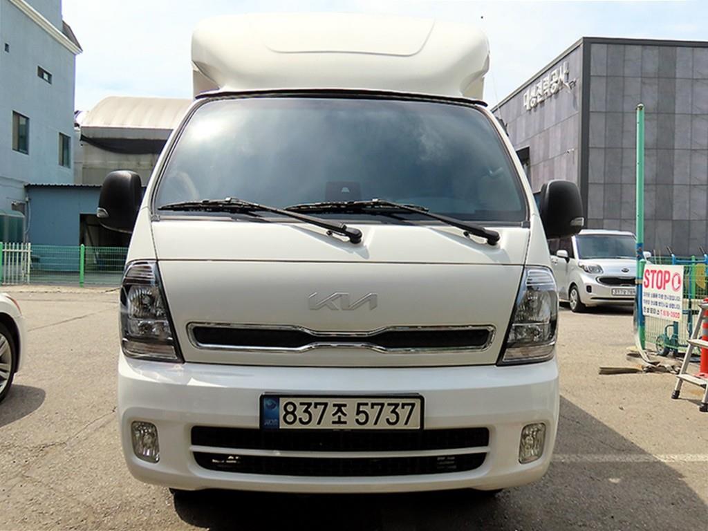 Small Truck Top_Wingbody 2022 Blanco - Importación desde Corea - HF Imports Iquique - Foto 1
