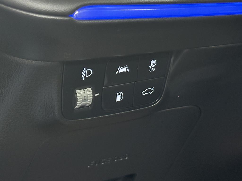 HYUNDAI Grandeur - Vista 12