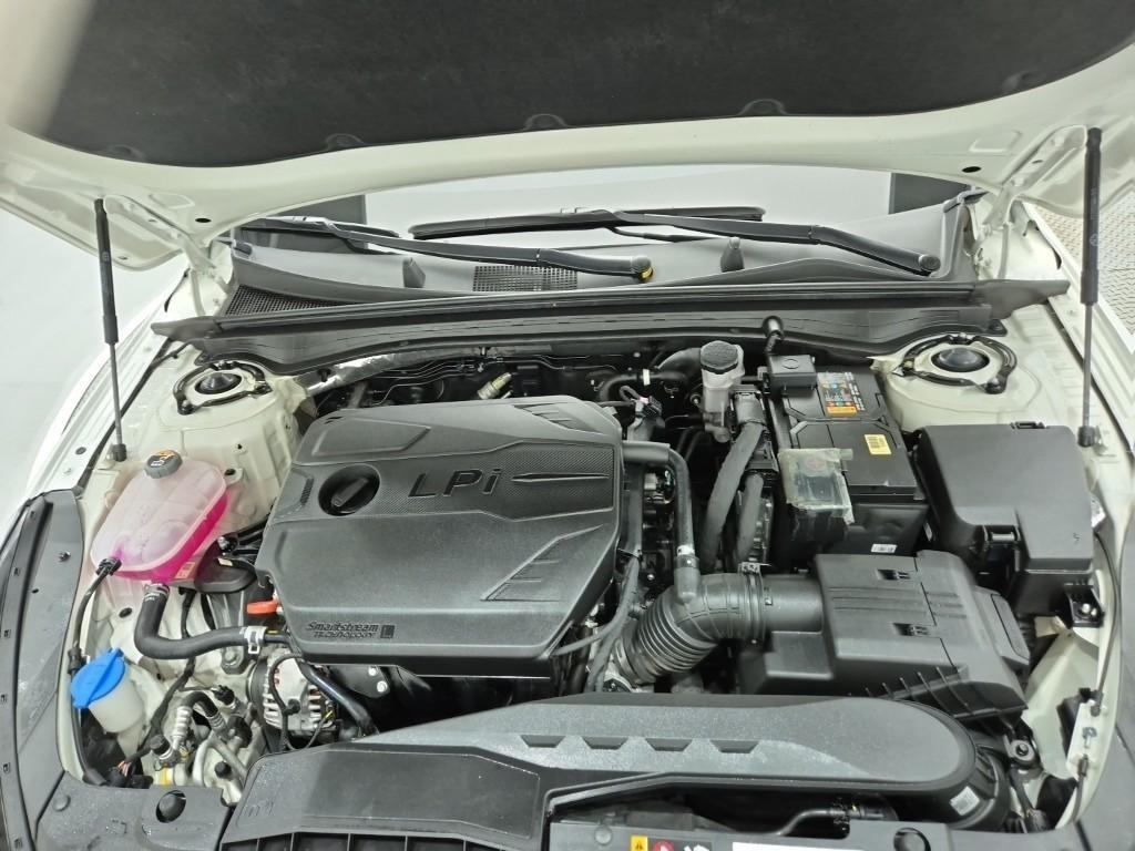 KIA K5 - Vista 5