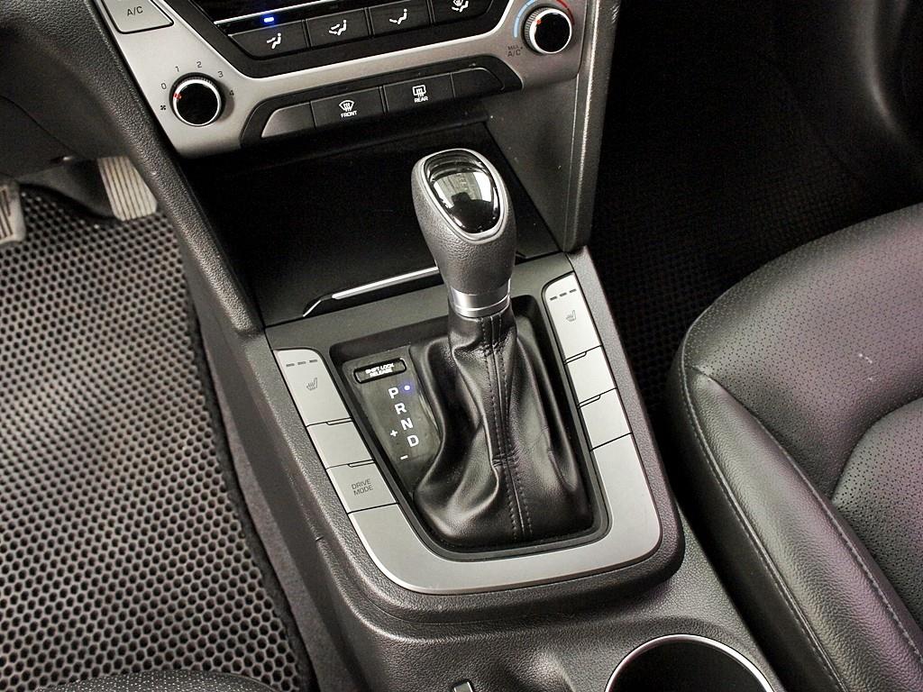 HYUNDAI Avante 2018 Gris - Importación desde Corea - HF Imports Iquique - Foto 11
