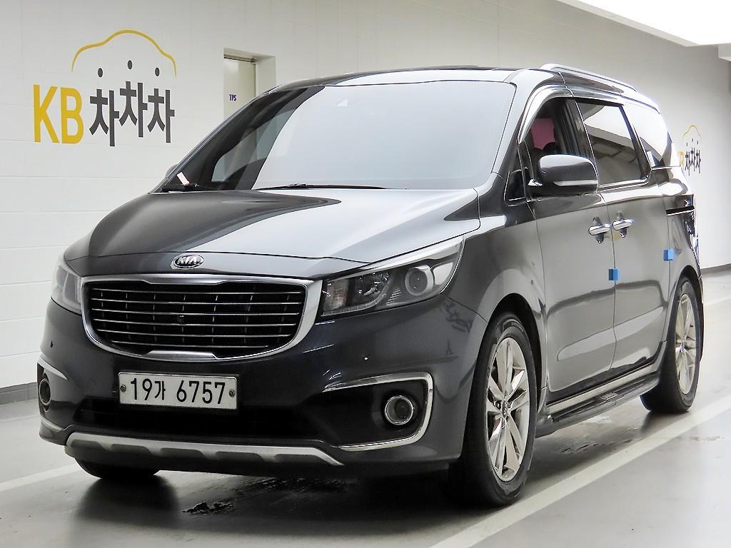 KIA Carnival - Vista 2