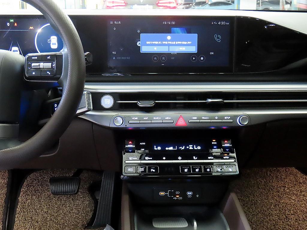 HYUNDAI Grandeur - Vista 11