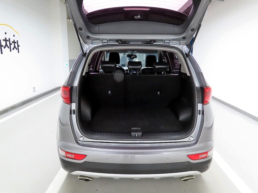 KIA Sportage - Vista 5