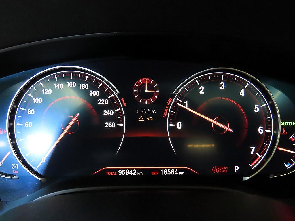 BMW 5 Series - Vista 9