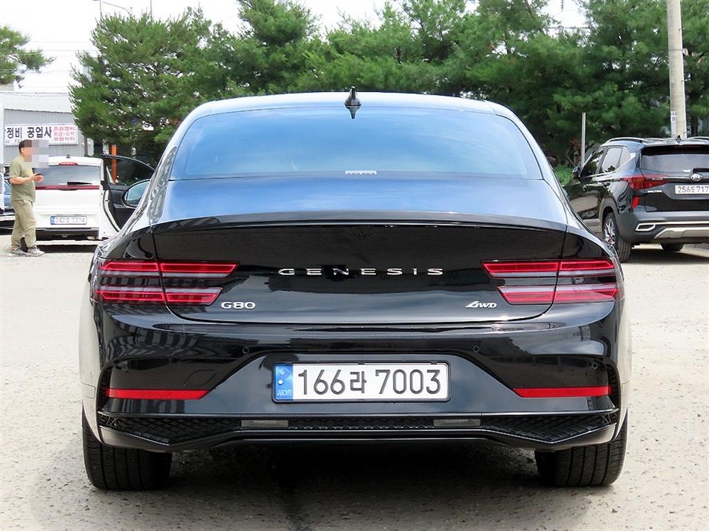 Genesis G80 - Vista 4