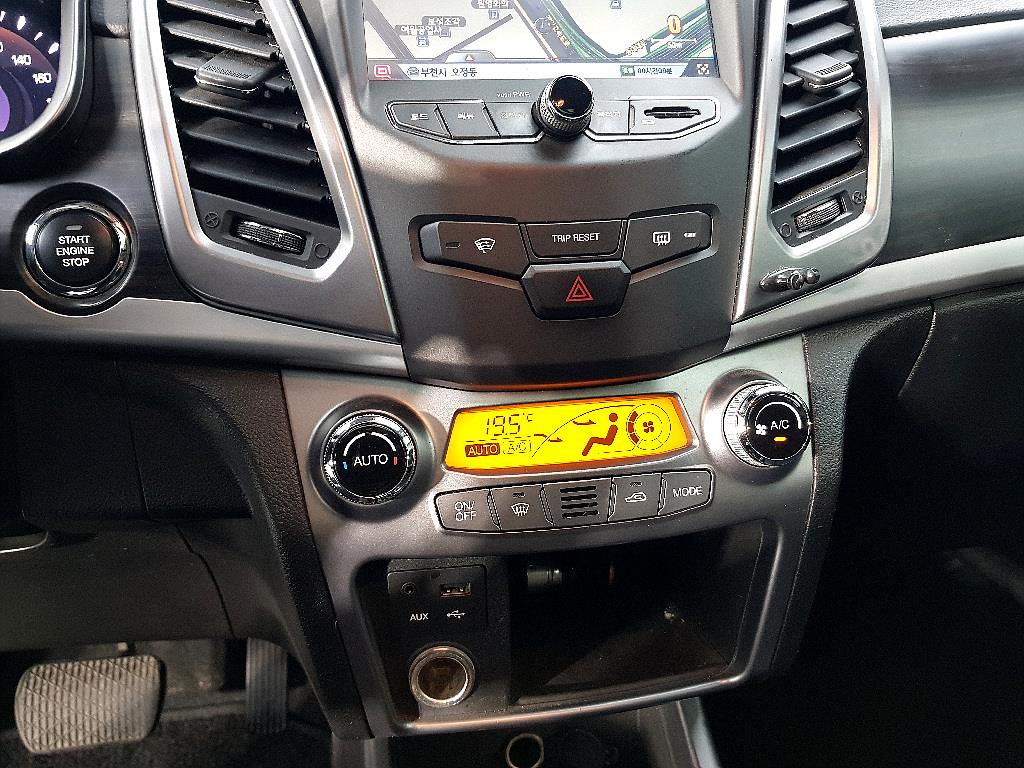 Ssangyong Korando - Vista 11